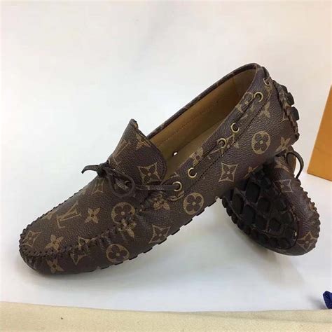 louis vuitton shoes moccasin.